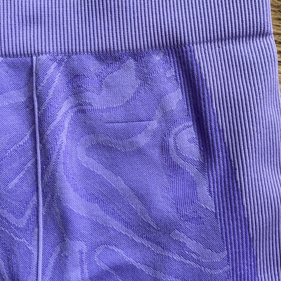 All in Motion Seamless Violet tank and short set, size S(6/7) - Picture 5 of 6